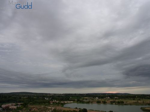 Im Vorfeld von Asperitas: Altocumulus opacus unter Altostratus / Before the development of Asperitas: Ac opacus below Altostratus